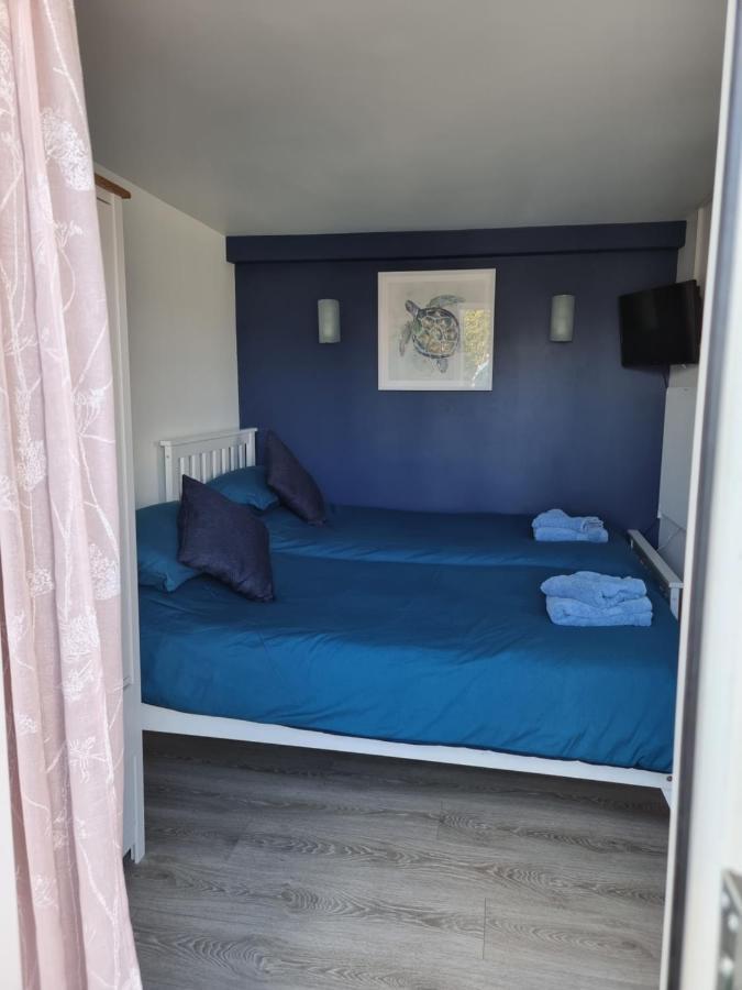 Lovely Private Studio Room With Own Kitchen And Bathroom. Set In The Popular Area Of Shiphay In Torquay And Only A Short Walk From Torbay Hospital Eksteriør billede